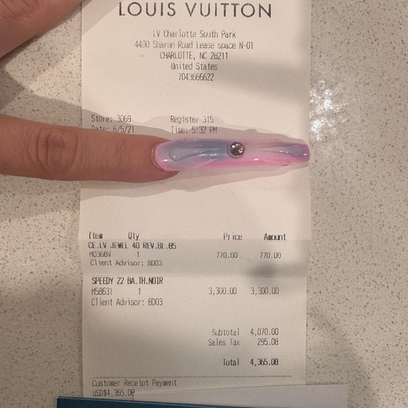 Lambskin Speedy 22 by Louis Vuitton **RARE AND AUTHENTIC** - Picture 17 of 17